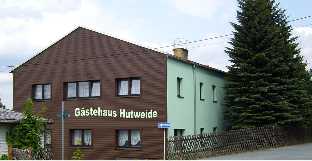 Hotel Gaestehaus Hutweide à Bärenstein Extérieur photo